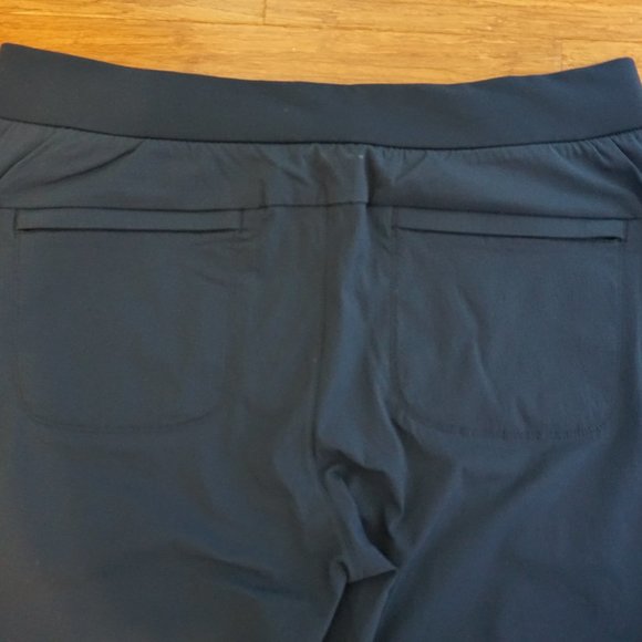 Athleta Active Pants Size 14P - Picture 5 of 6